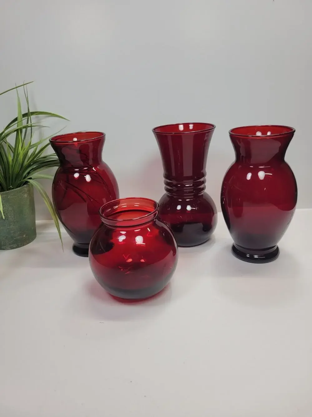 Anchor Hocking Royal Ruby Red Glass Vases Vintage Ivy Ball Rose Bowl Set of 4